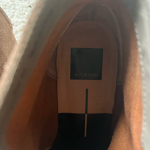 Dolce Vita suede shoes, 8.5 - Picture 5 of 5